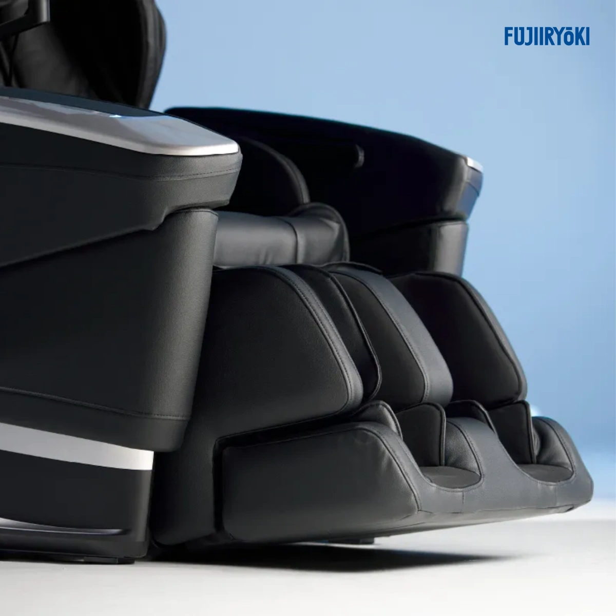 Ghế Massage Cao Cấp Nhật Bản AI Fujiiryoki Cyber-Relax JP-4000 (Bọc Da Thật)